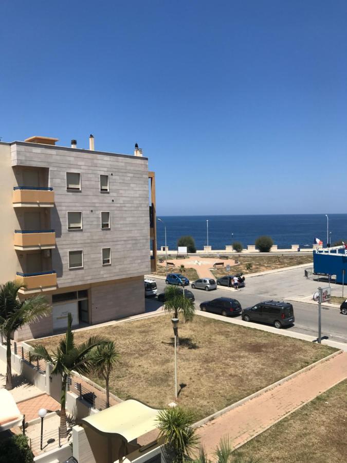 Lo Scoglio Bed and Breakfast Polignano a Mare Buitenkant foto